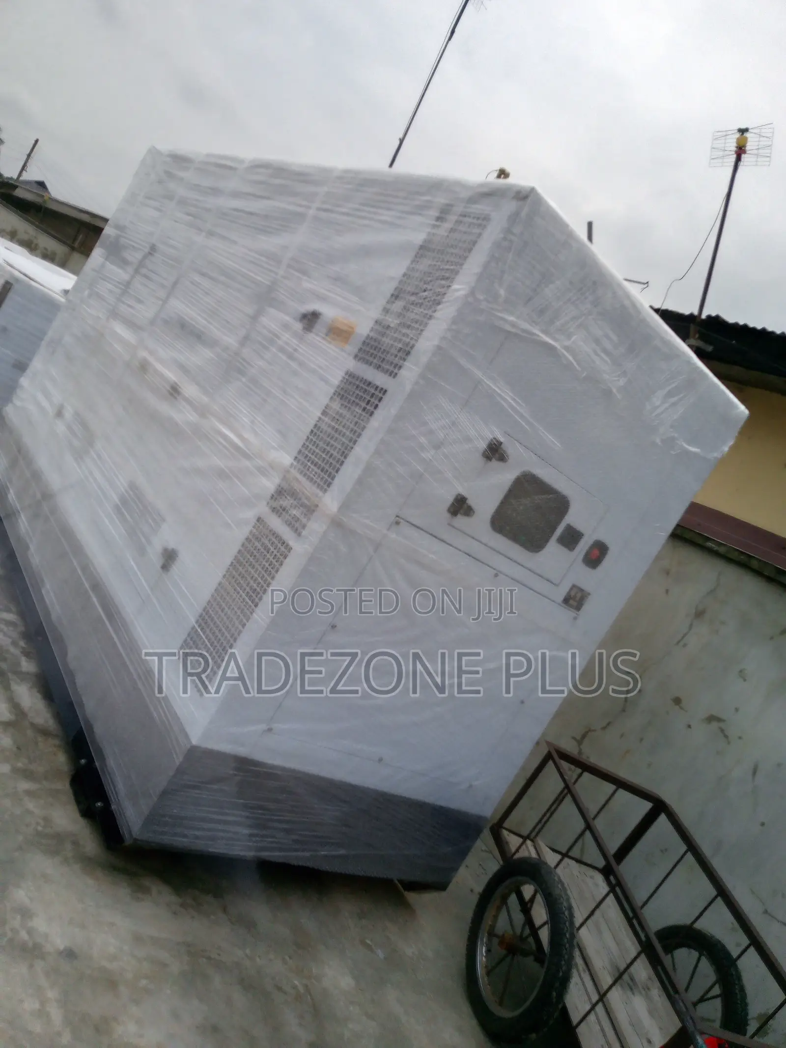 Noiseless Perking 3phase 500ka Generator