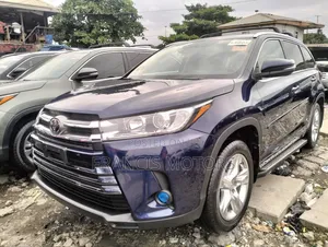 Toyota Highlander 2015 Blue
