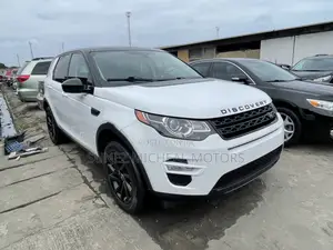 Land Rover Discovery Sport 2018 White