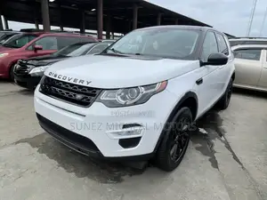 Land Rover Discovery Sport 2018 White