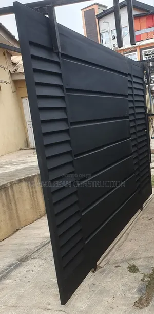 Sliding Gate