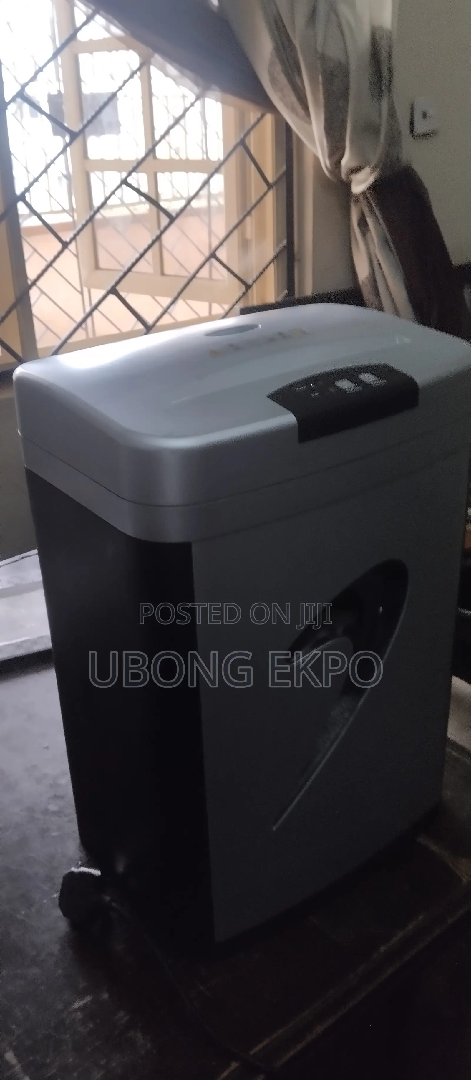 Conak Electric Paper Shredder
