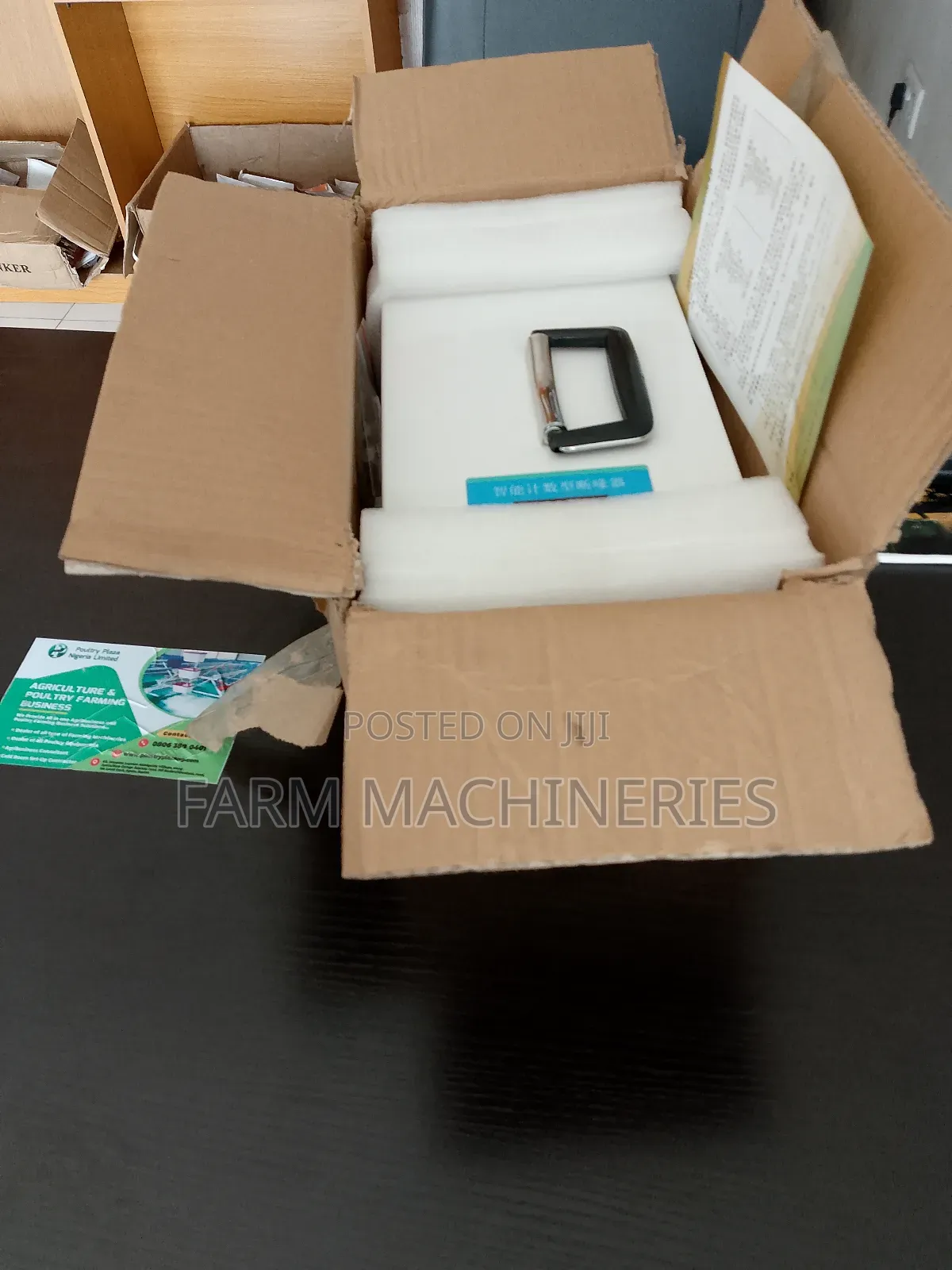 Debeaking Machine With Counter