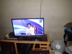 Sun King Solar Energy Complete Gadgets 32" Tv With 5bulbs