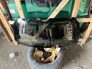 Range Rover Sarmama Back Windscreen Glass Available