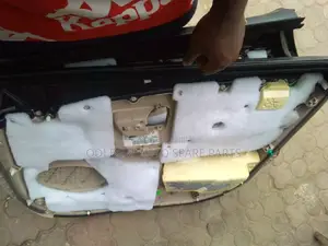 Toyota Venza Door Mat Front Right Side 2013 Model