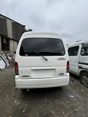 Suzuki Every 2008 White