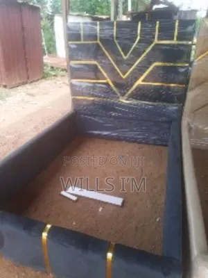 4 and Half Bedframe