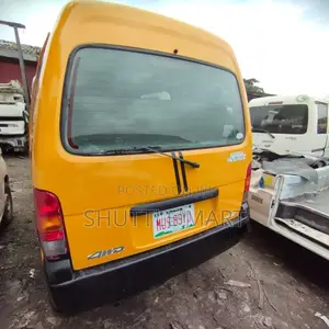 Suzuki Every 2005 Yellow