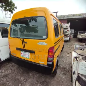 Suzuki Every 2005 Yellow