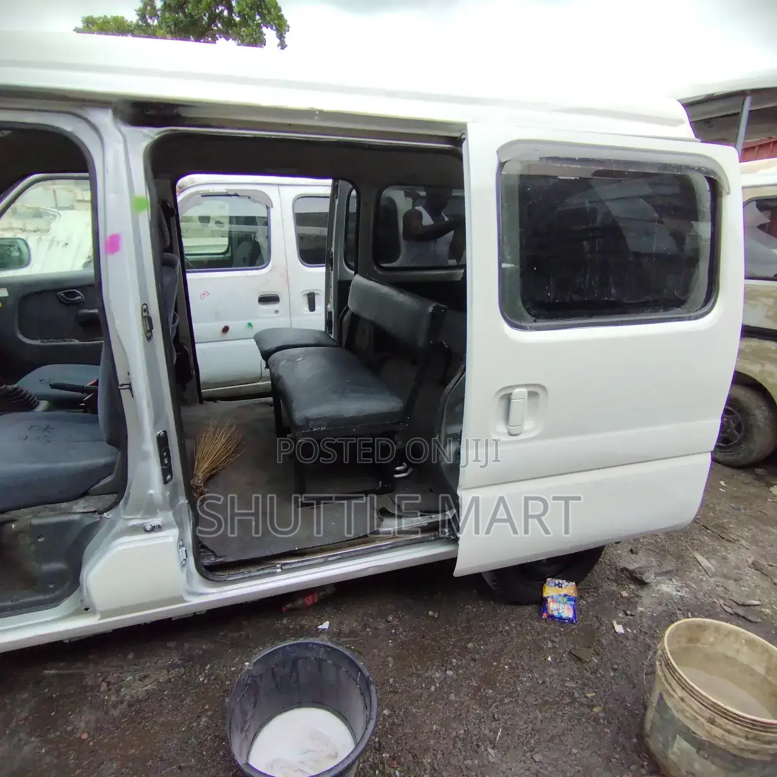 Suzuki Every 2005 White