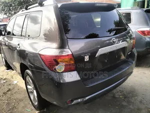 Toyota Highlander Limited 2010 Gray