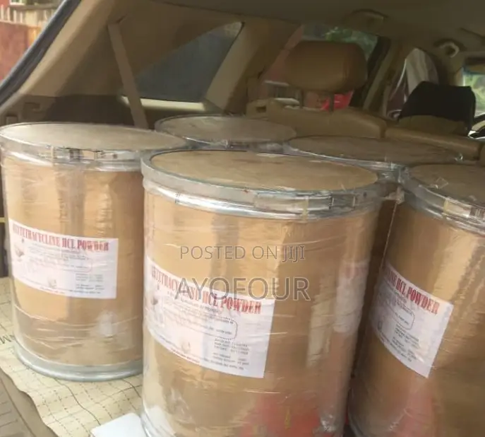 Oxytetracycline HCL 30 - 35%