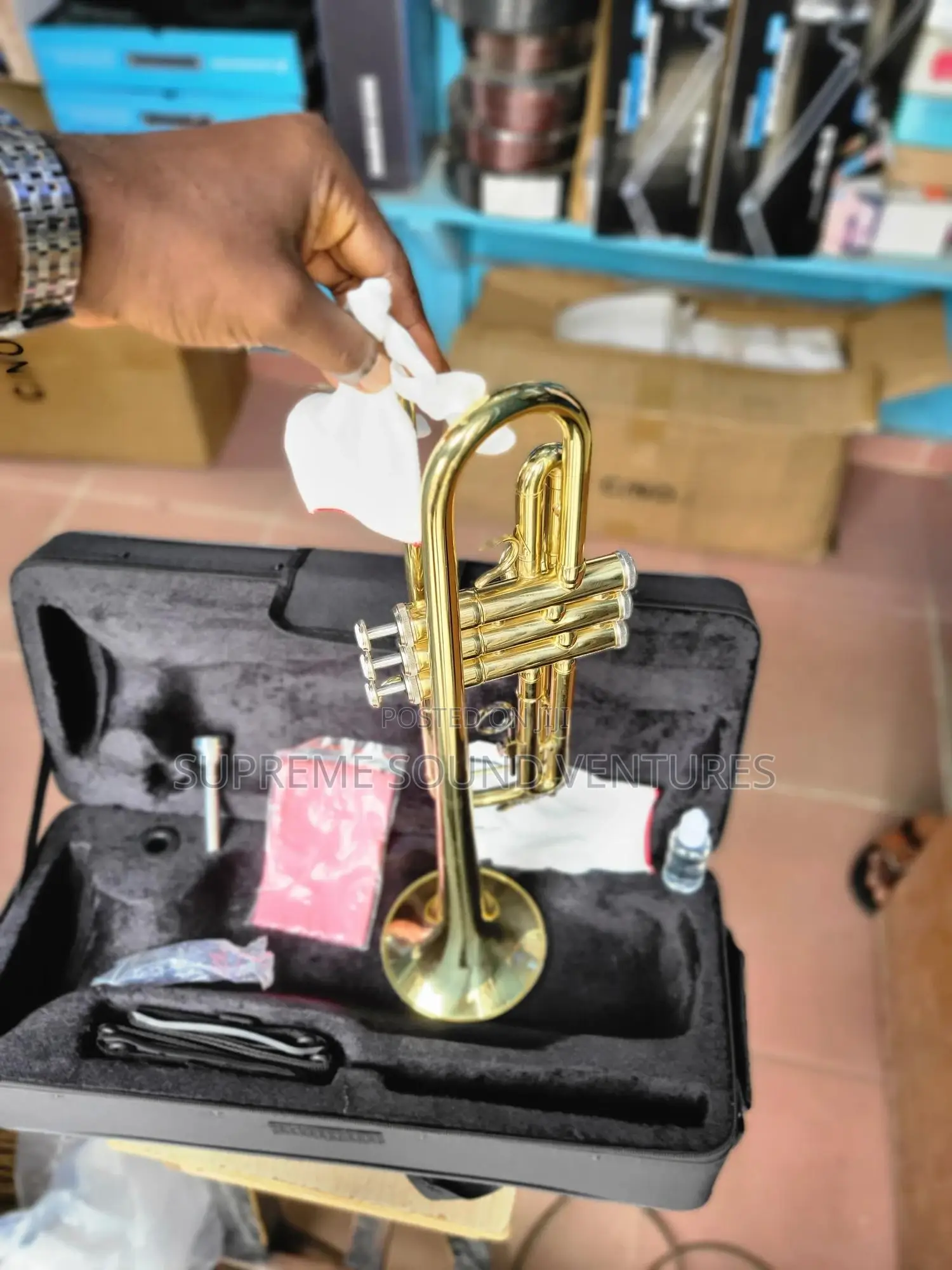 Gold Trumpet