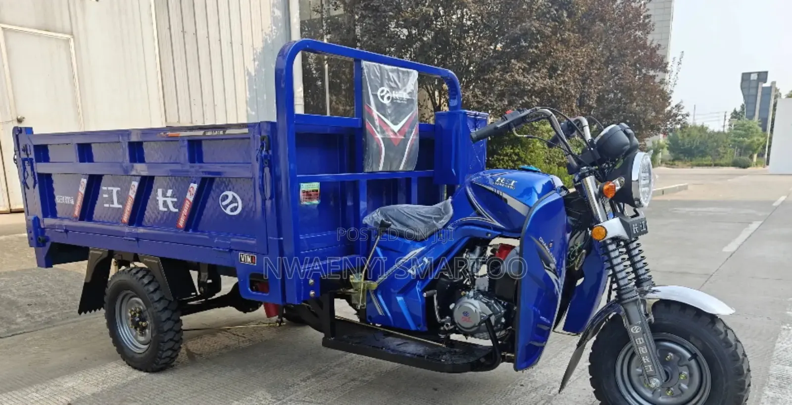 Pick Up Vehicle TRI Cycle