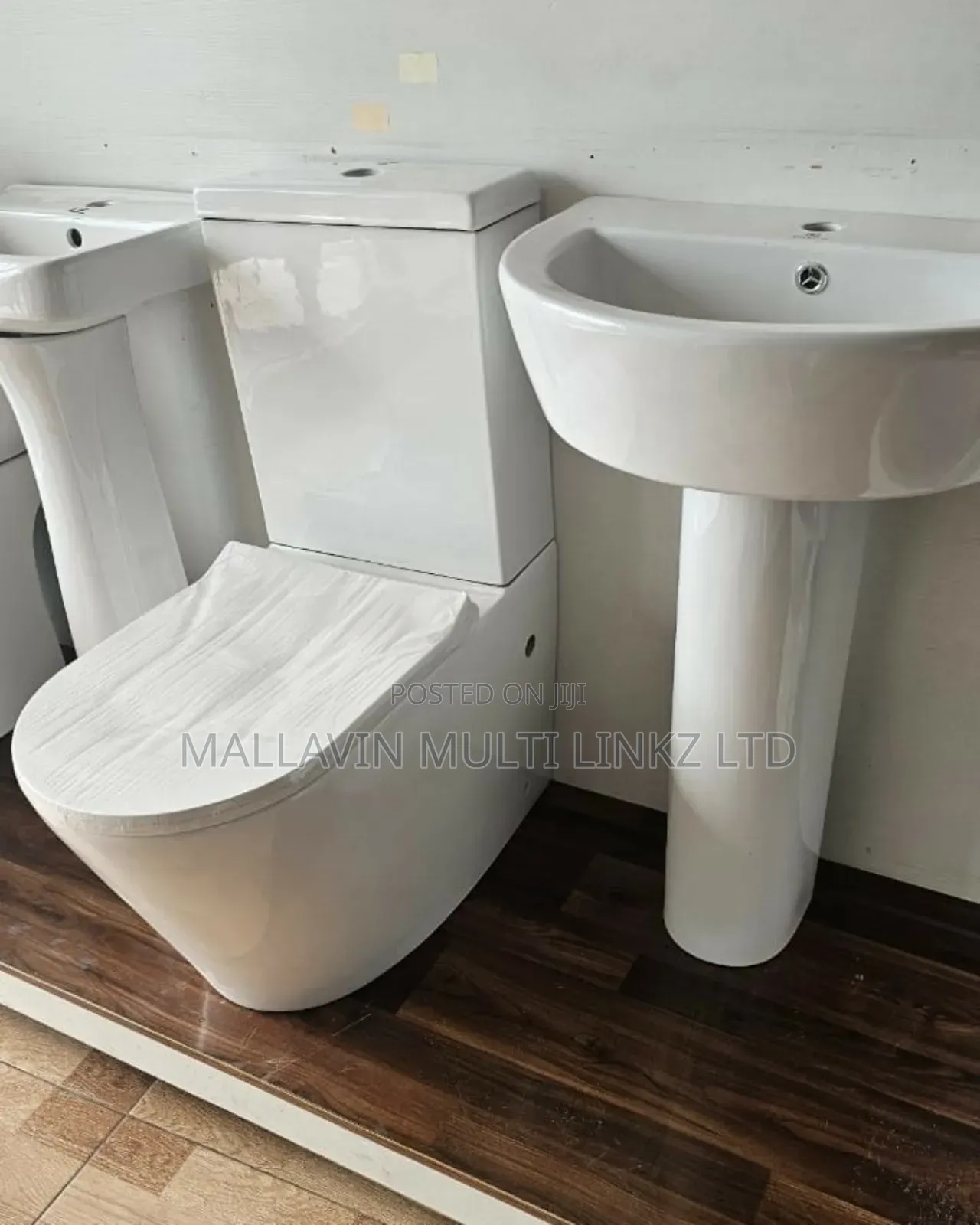 Executive Water Closet (Wc)
