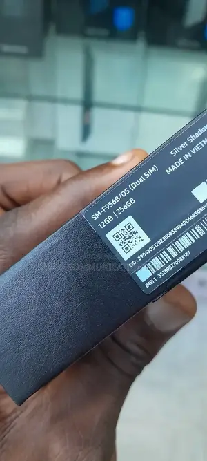 New Samsung Galaxy Z Fold6 256 GB