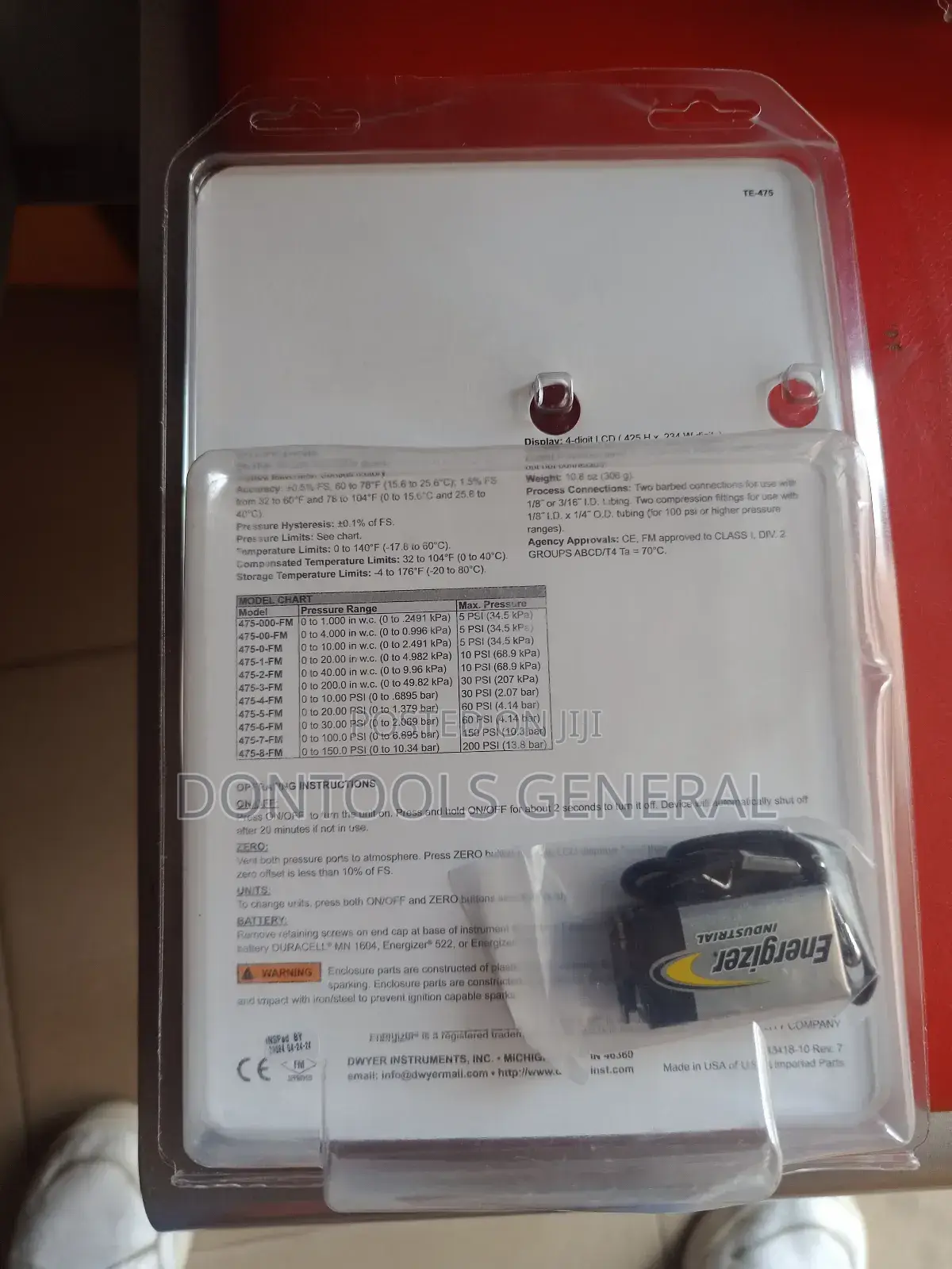 Dwyer Series 475 Mark III Handheld Digital Manometer