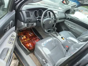 Toyota Tacoma Double Cab V6 2010 Gray