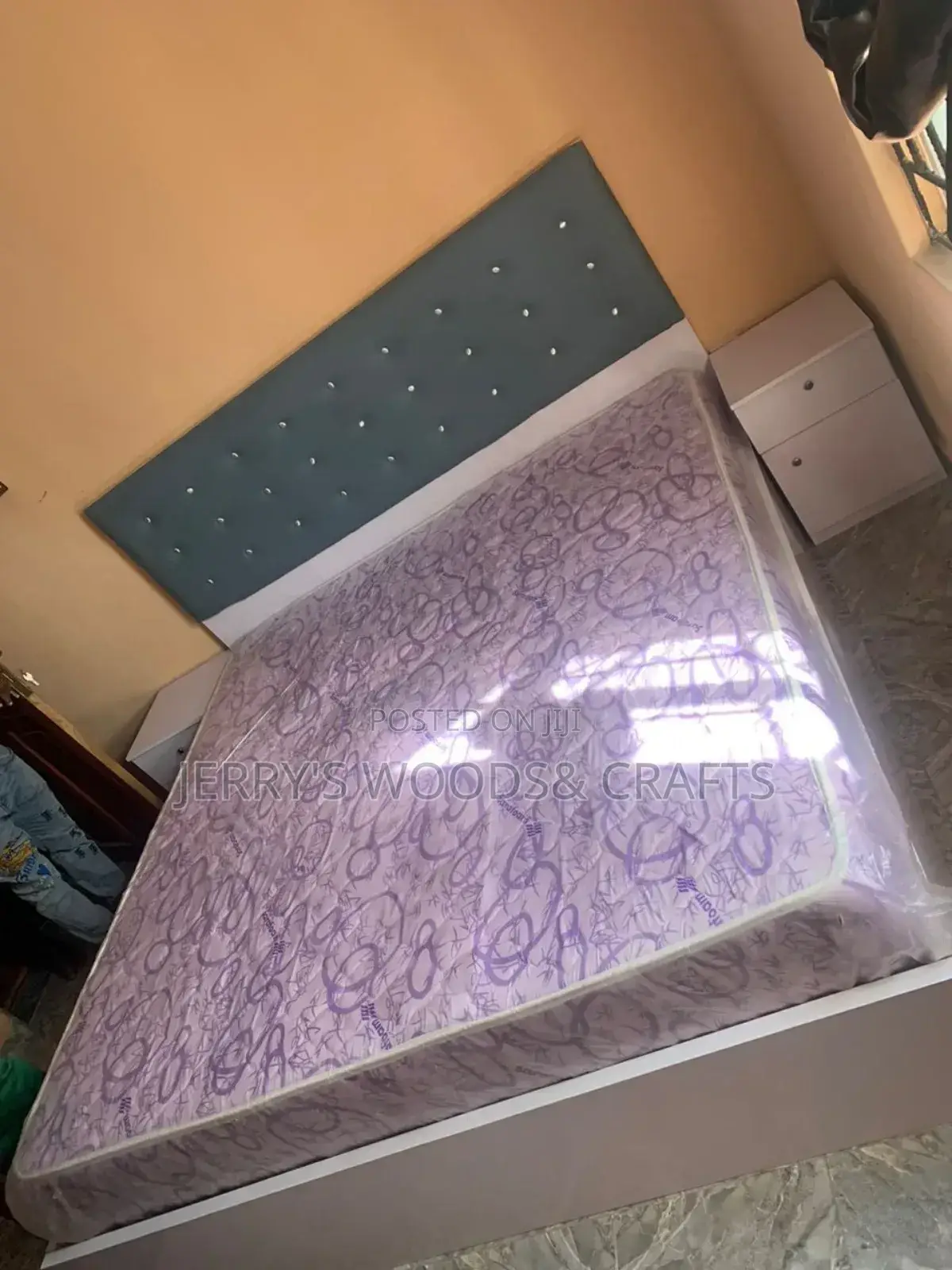 6by6 Bedframe