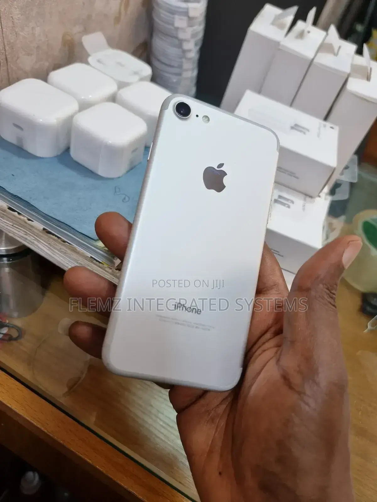 Apple iPhone 7 32 GB Silver