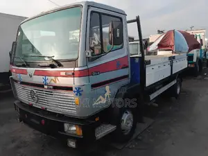 Mercedes Truck 814 15fit Silver