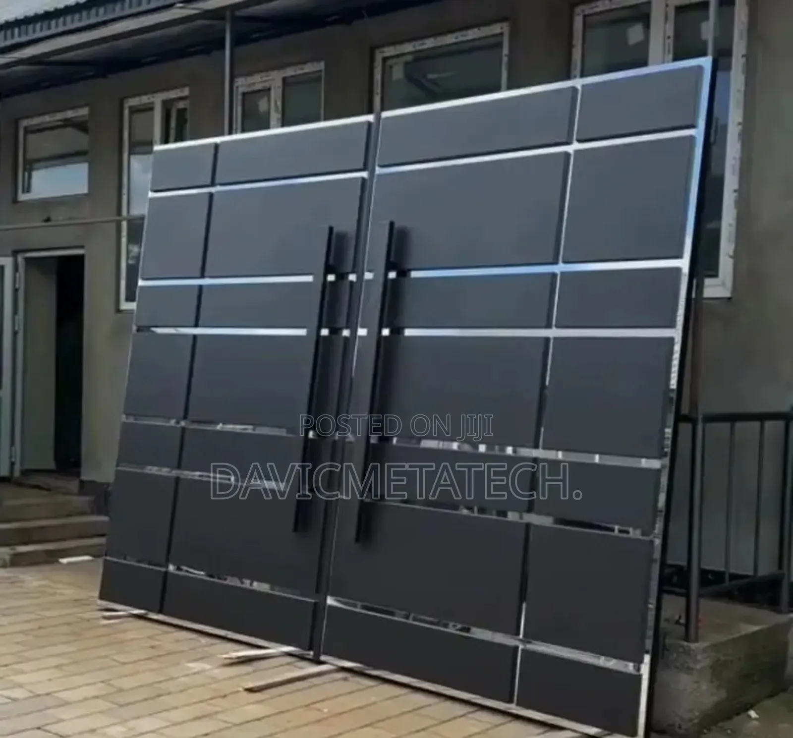 Modern Gate