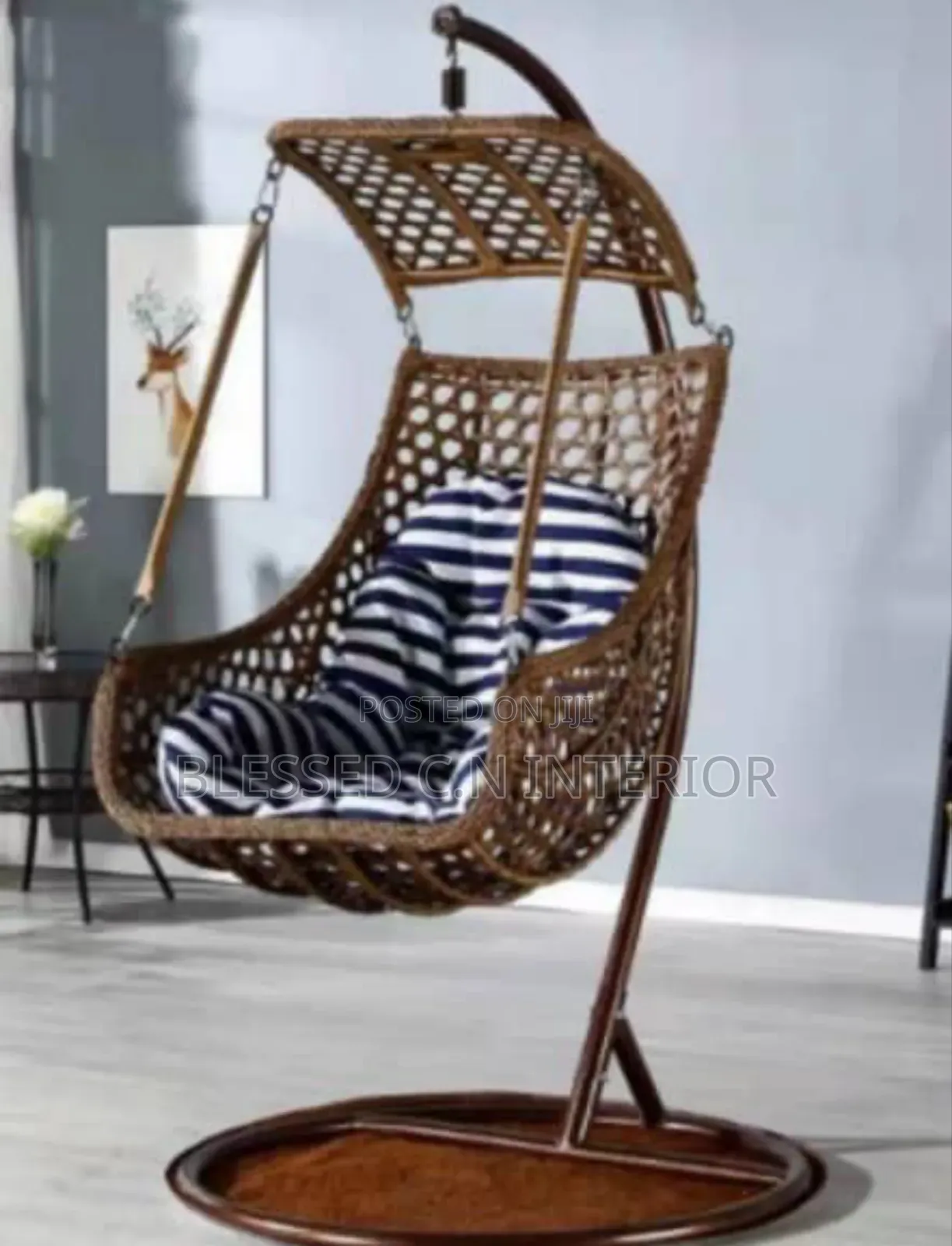 Classic Spring Chair