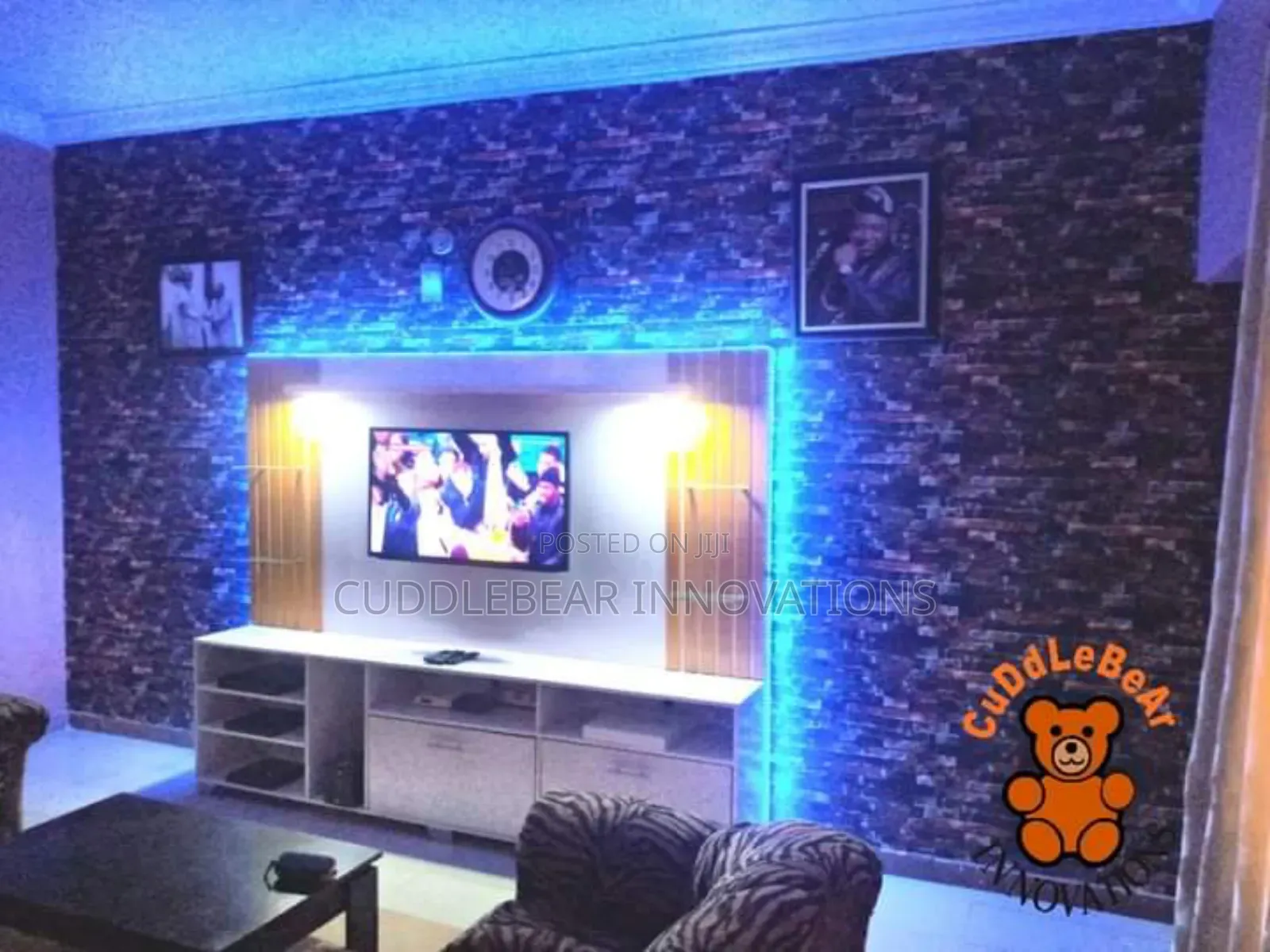 Painting Screeding, Wallpaper, 3D Panelling, Blinds More