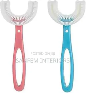 Madhurah U-Shape Kids Brush