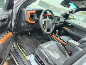 Toyota Tacoma Limited 2018 Silver