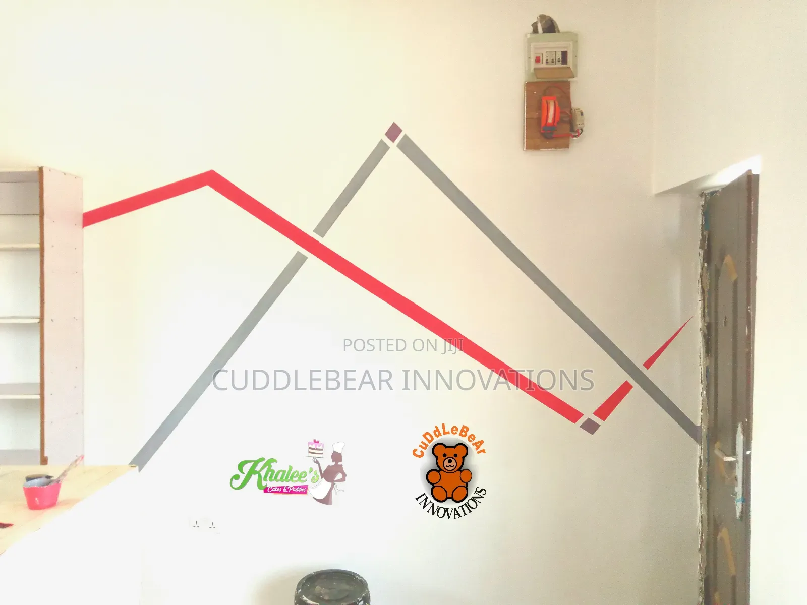 Painting Screeding, Wallpaper, 3D Panelling, Blinds More