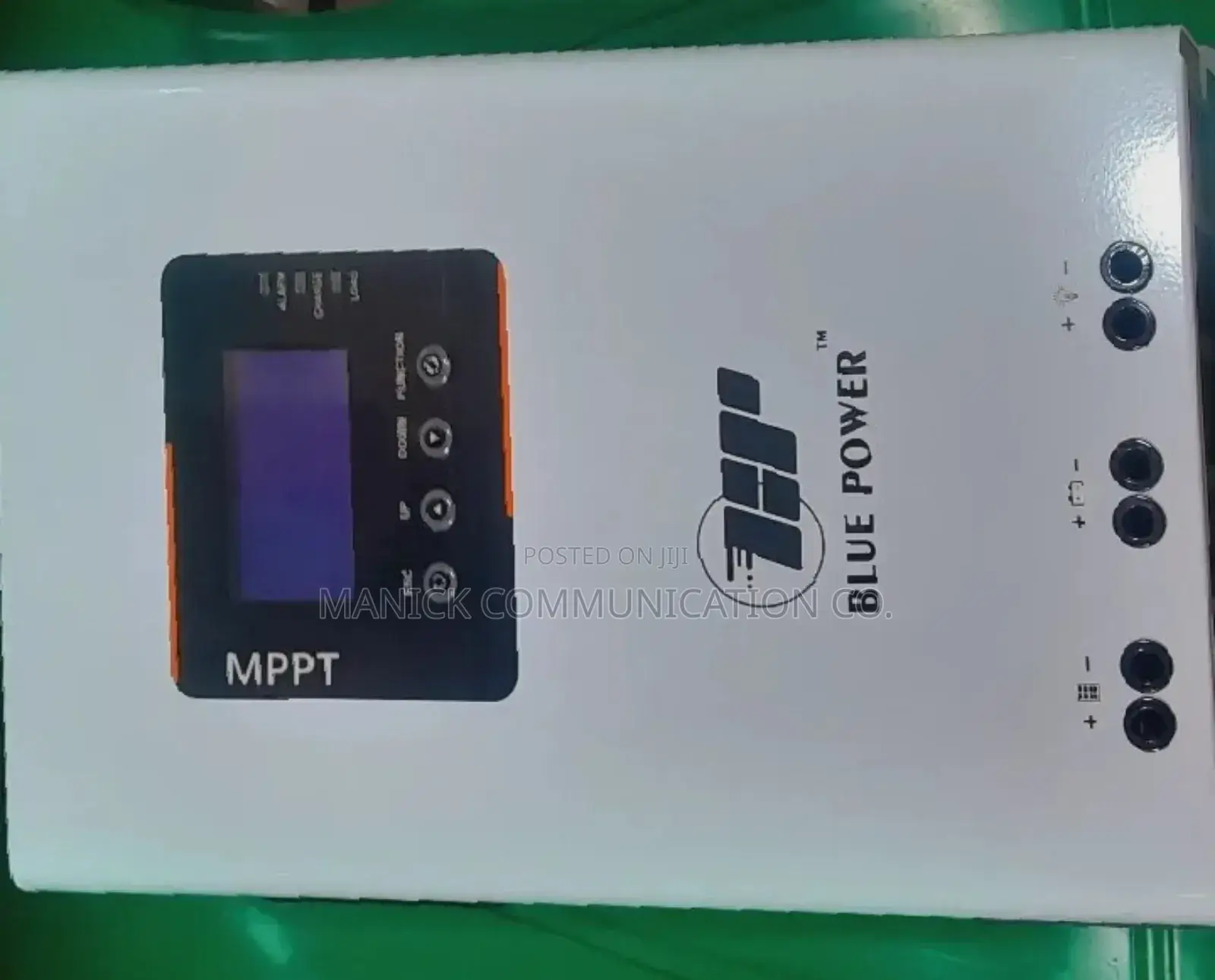 Blue Power 100A Solar Charge Controller