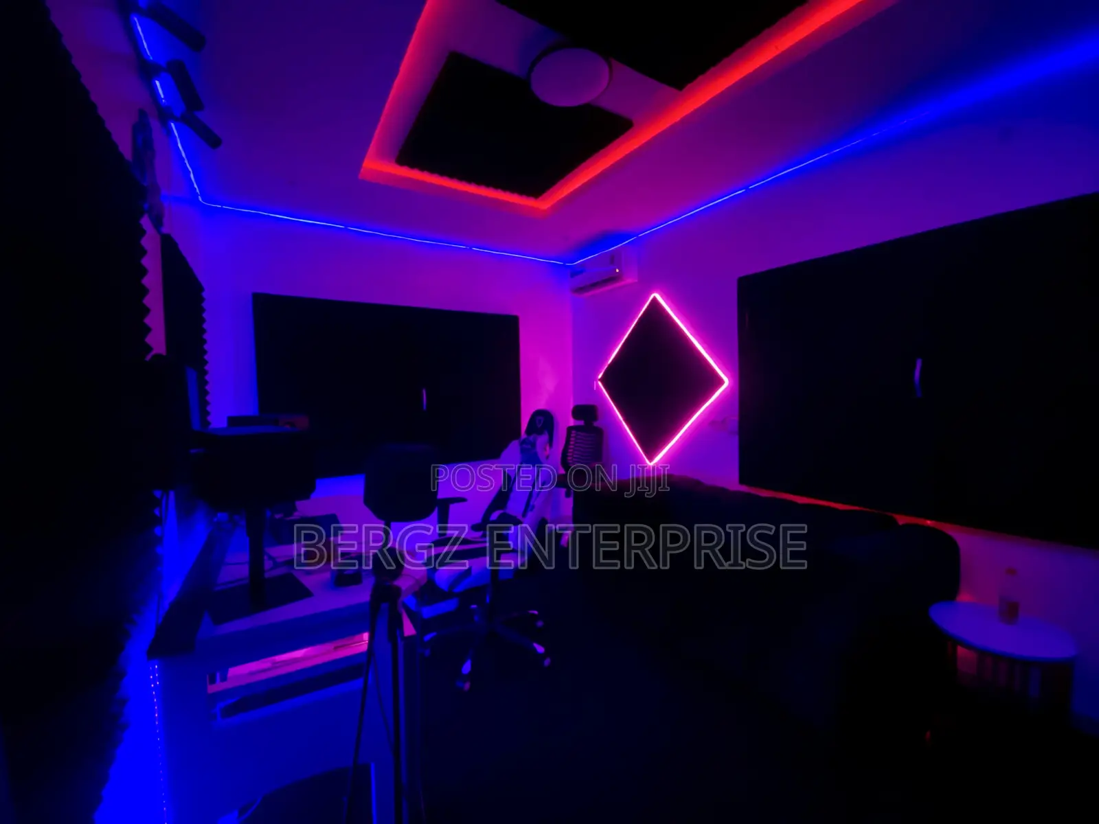 Home Studio Complete Installation With Interior Decor