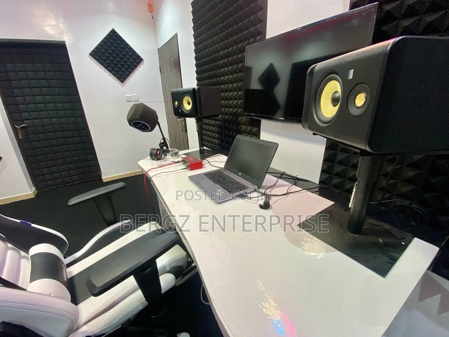 Home Studio Complete Installation With Interior Decor