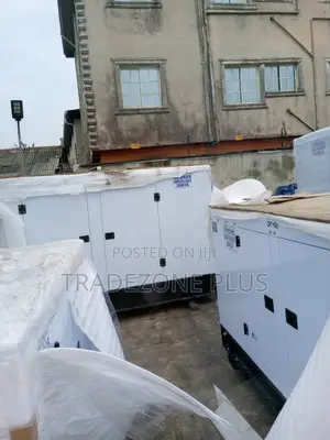 Poweful DIESEL Generator Perkins 200kva Engine