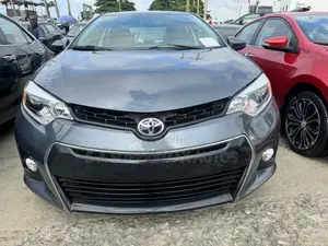 Toyota Corolla 2015 Gray