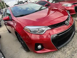 Toyota Corolla 2014 Red