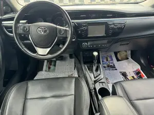 Toyota Corolla 2014 Red