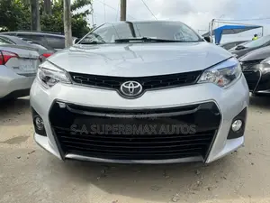 Toyota Corolla 2015 Silver