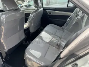 Toyota Corolla 2015 Silver