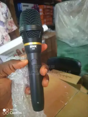 B N K Bs Wired Microphone