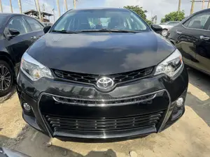 Toyota Corolla 2015 Black