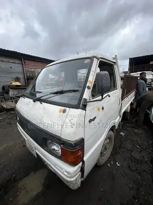 Mazda Bongo Truck Tokunbo