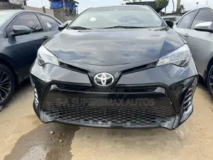 Toyota Corolla LE (1.8L 4cyl 2A) 2018 Black