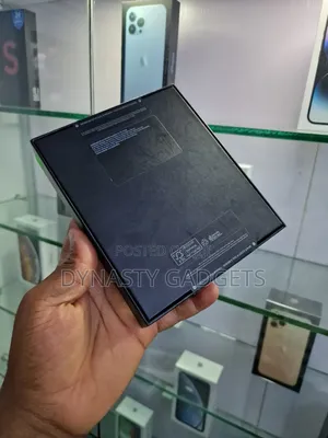 New Samsung Galaxy Z Fold 5 256 GB Black