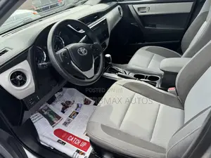 Toyota Corolla 2017 Silver