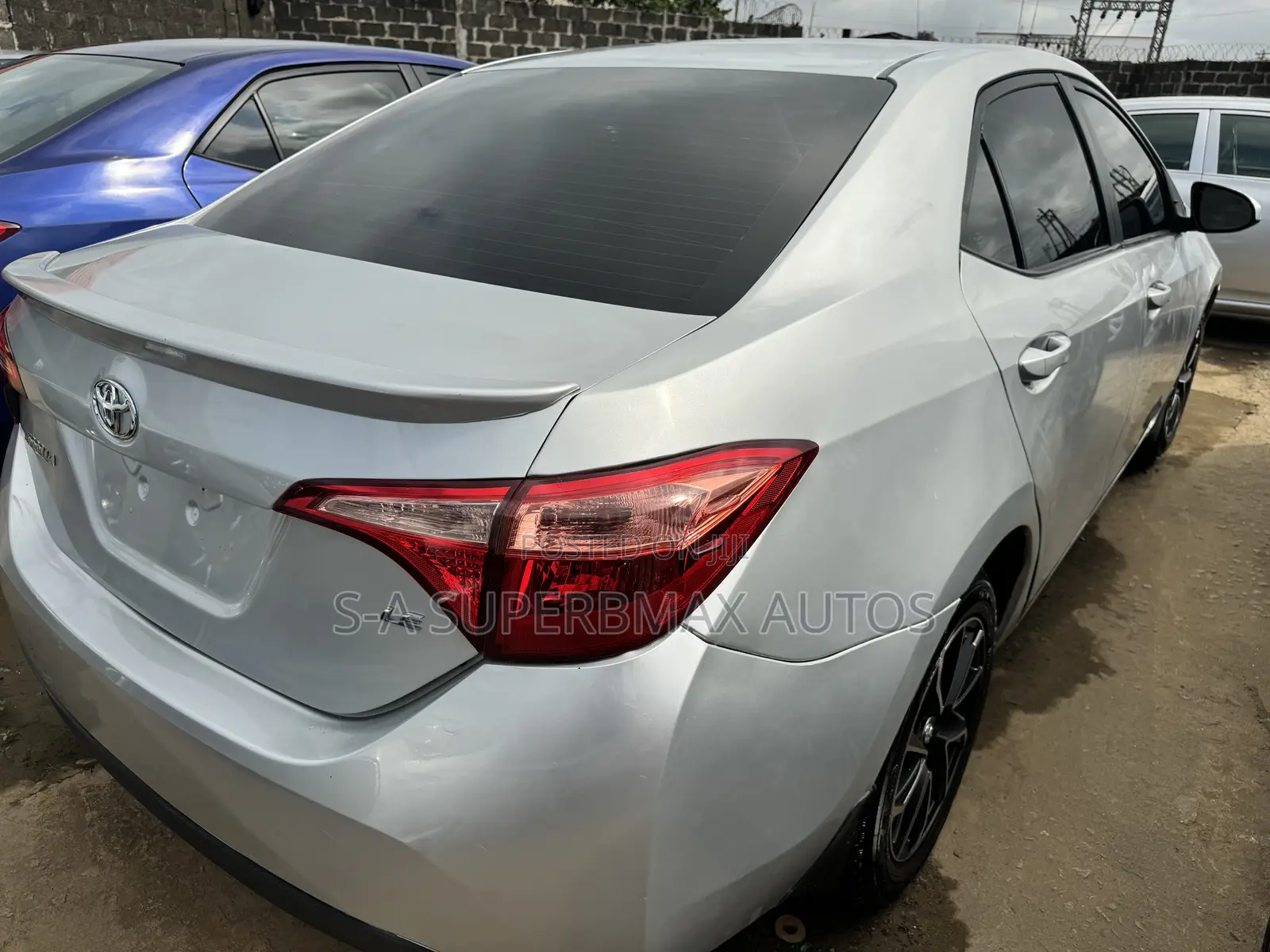 Toyota Corolla 2017 Silver