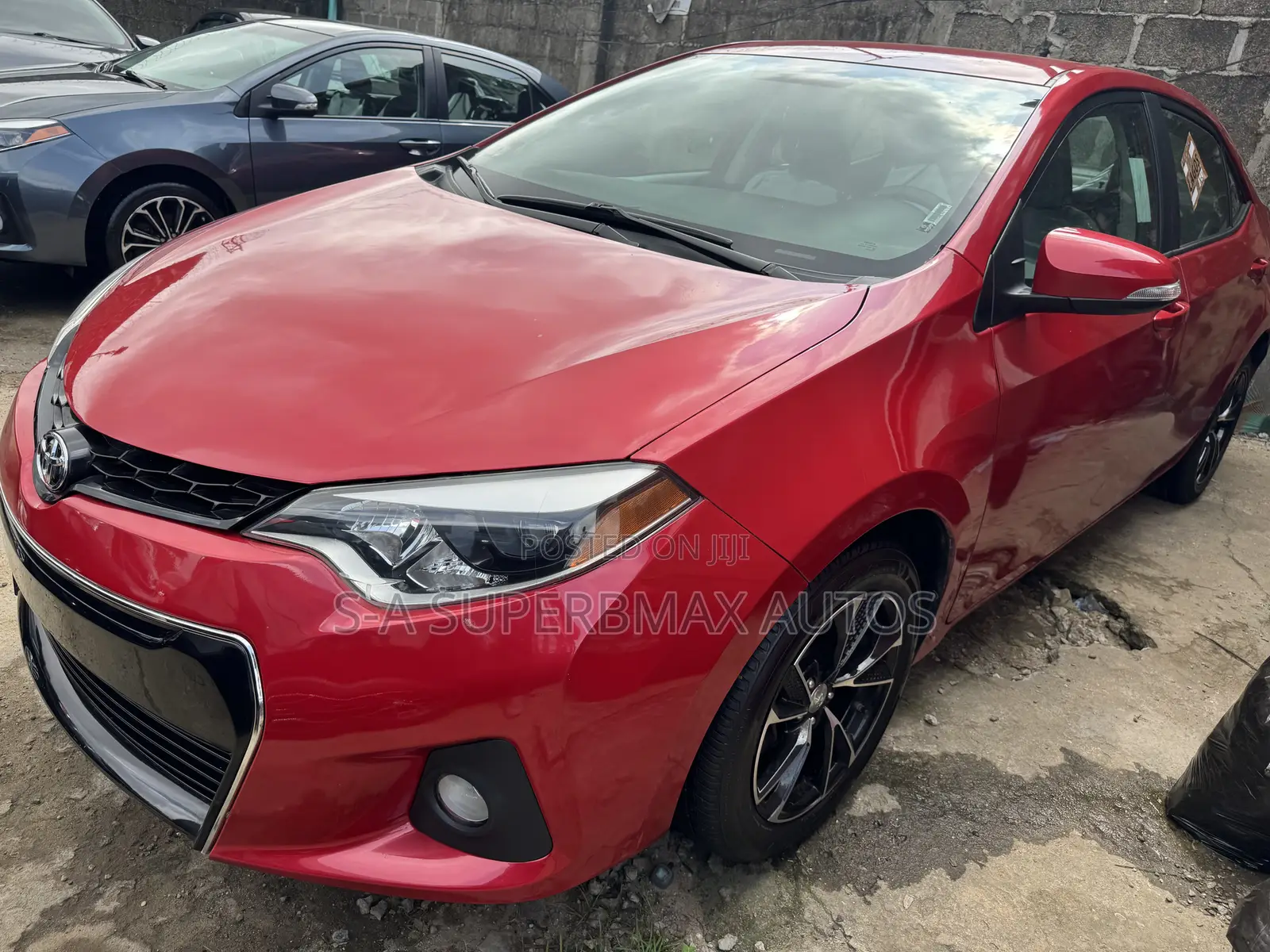 Toyota Corolla 2015 Red