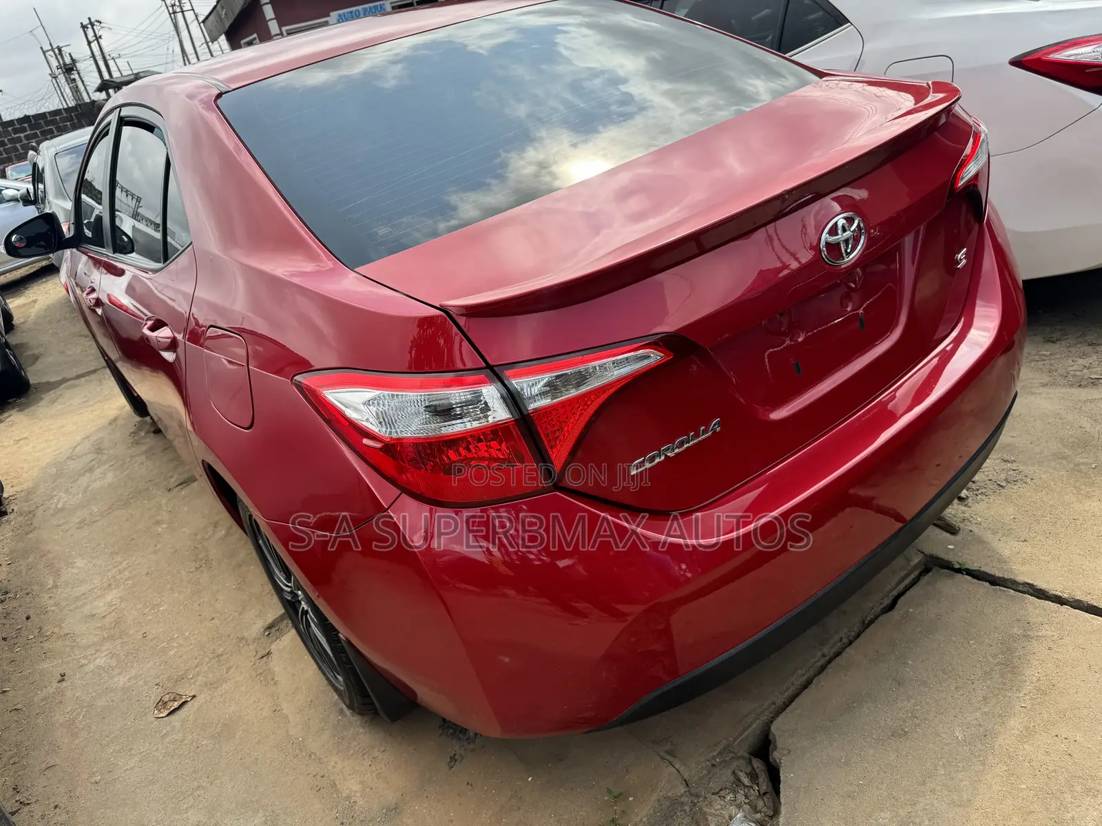 Toyota Corolla 2015 Red